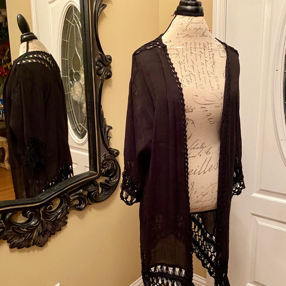 SOLD💞💞. New Black Duster